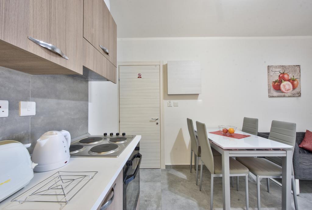 Central Suites San Pawl il-Baħar Extérieur photo