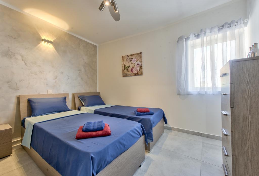 Central Suites San Pawl il-Baħar Extérieur photo